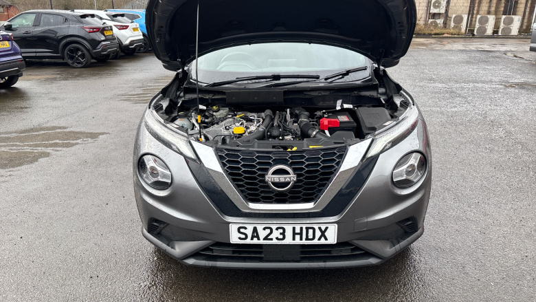 Nissan Juke 1.0 DiG-T 114 N-Connecta 5dr Petrol Hatchback